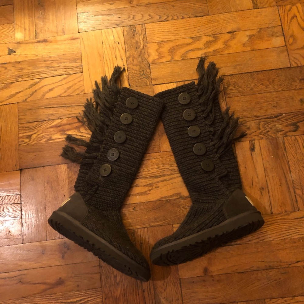 Ugg grey sweater boots size 5 candy fringe buttons